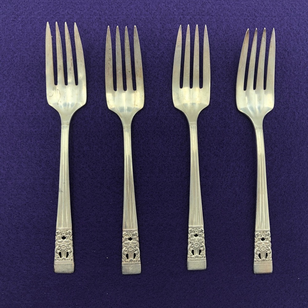 SET OF 4 SALAD FORKS  6 1/4" ONEIDA Community Silverplate  1936 CORONATION